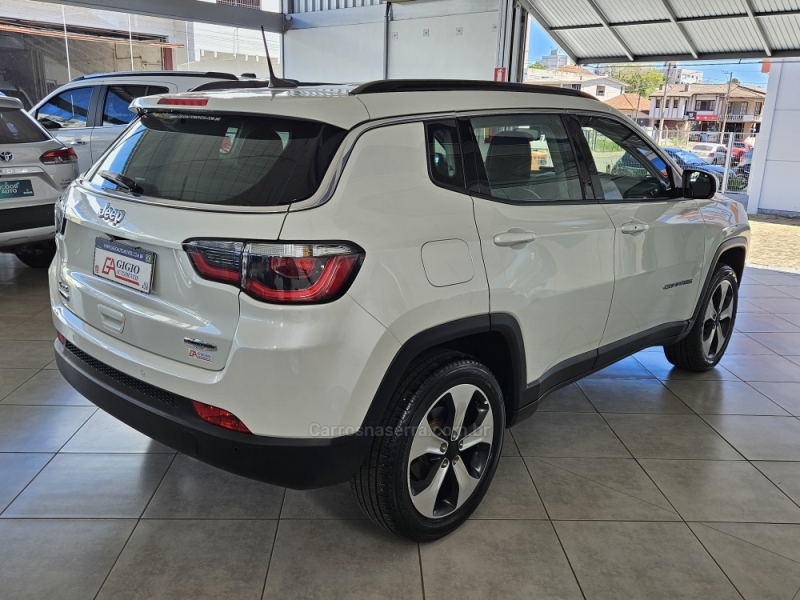 JEEP - COMPASS - 2018/2018 - Branca - R$ 104.000,00