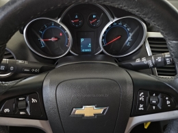 CHEVROLET - CRUZE - 2015/2016 - Branca - R$ 73.500,00