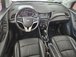 CHEVROLET - TRACKER - 2018/2019 - Prata - R$ 92.000,00