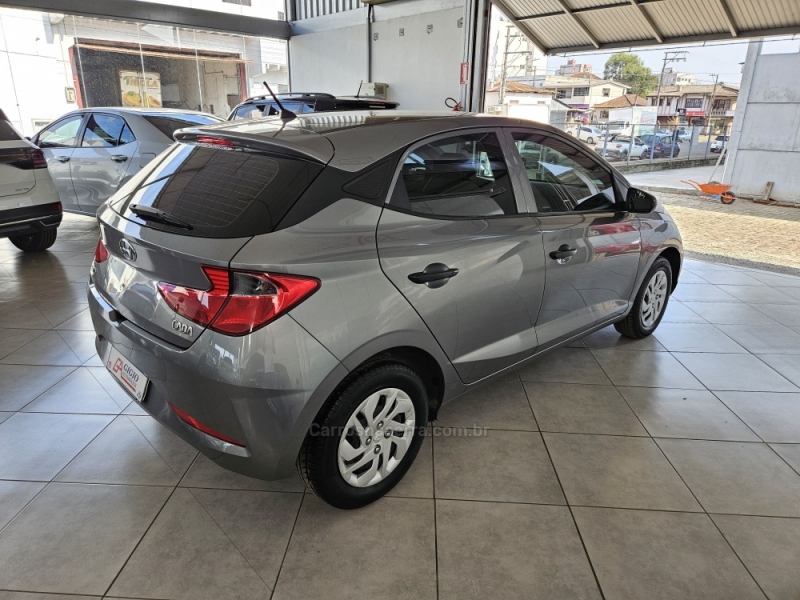 HYUNDAI - HB20 - 2022/2022 - Cinza - R$ 62.900,00