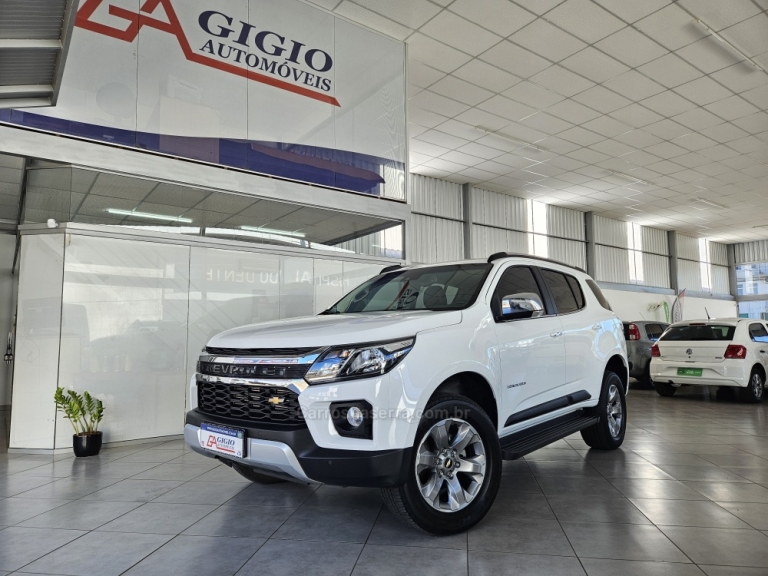 CHEVROLET - TRAILBLAZER - 2022/2023 - Branca - R$ 253.000,00