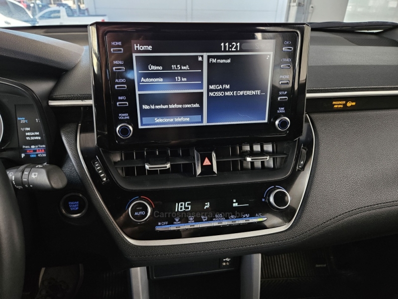 TOYOTA - COROLLA - 2021/2022 - Preta - R$ 139.500,00