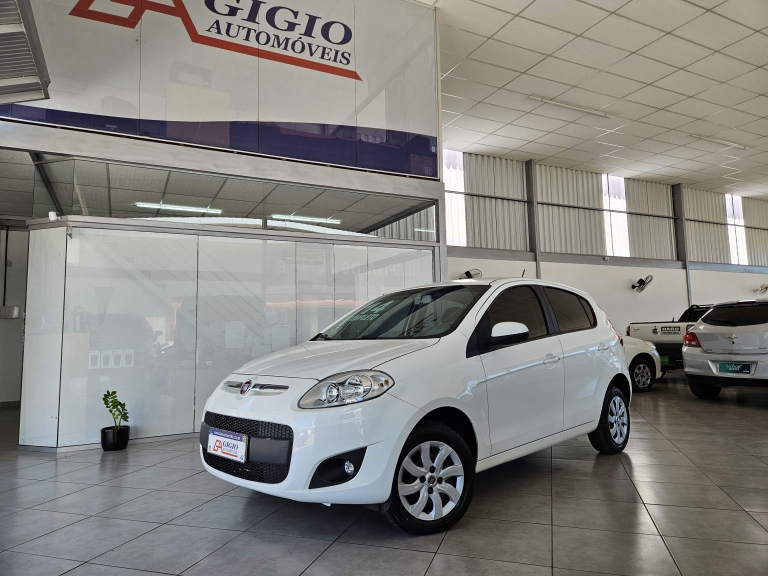 FIAT - PALIO - 2013/2014 - Branca - R$ 44.000,00