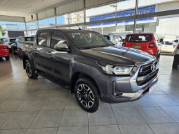 TOYOTA - HILUX - 2021/2021 - Cinza - R$ 220.000,00