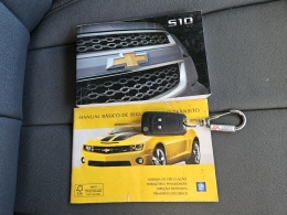 CHEVROLET - S10 - 2015/2015 - Prata - R$ 117.000,00