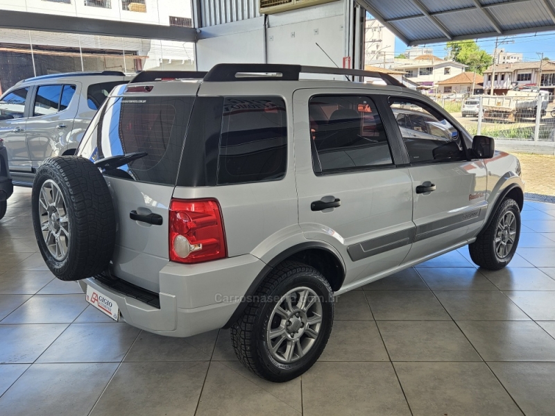 FORD - ECOSPORT - 2011/2012 - Prata - R$ 45.000,00