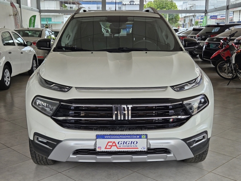 FIAT - TORO - 2022/2023 - Branca - R$ 142.900,00