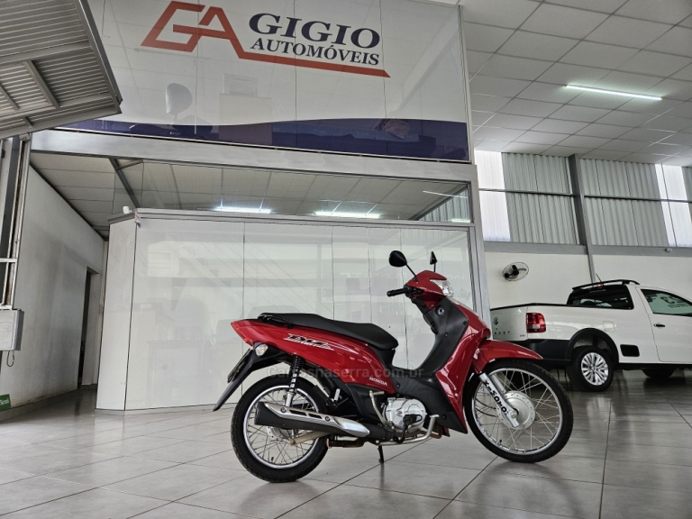 HONDA - BIZ 110I - 2017/2017 - Vermelha - R$ 11.000,00