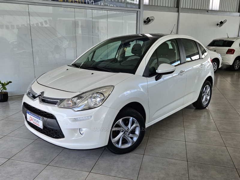 CITROËN - C3 - 2014/2014 - Branca - R$ 40.000,00