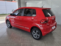 VOLKSWAGEN - FOX - 2018/2019 - Vermelha - R$ 59.900,00