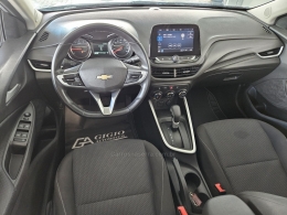 CHEVROLET - ONIX - 2022/2023 - Prata - R$ 76.500,00