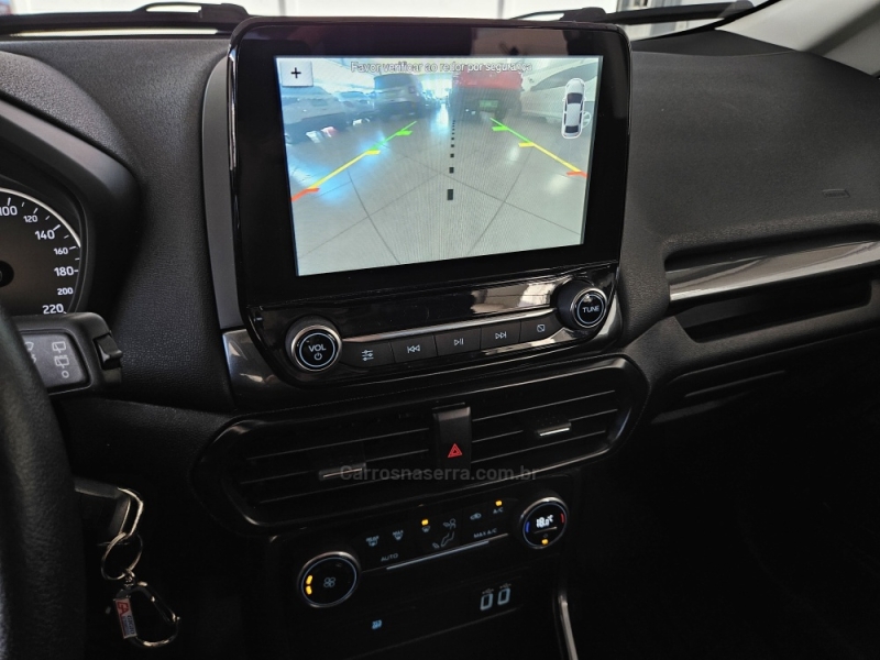 FORD - ECOSPORT - 2017/2018 - Branca - R$ 73.000,00