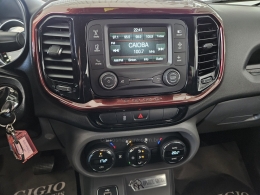 FIAT - TORO - 2017/2017 - Branca - R$ 88.000,00