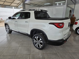 FIAT - TORO - 2022/2023 - Branca - R$ 142.900,00