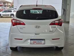 HYUNDAI - HB20 - 2013/2014 - Branca - R$ 57.000,00