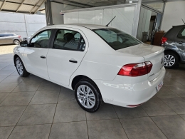 VOLKSWAGEN - VOYAGE - 2019/2020 - Branca - R$ 56.500,00