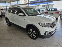 VOLKSWAGEN - T-CROSS - 2021/2022 - Branca - R$ 122.000,00