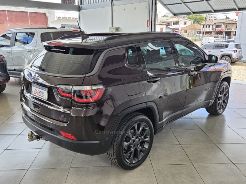 JEEP - COMPASS - 2021/2021 - Marrom - R$ 135.000,00