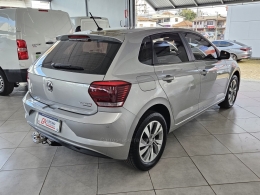 VOLKSWAGEN - POLO - 2019/2020 - Prata - R$ 79.500,00