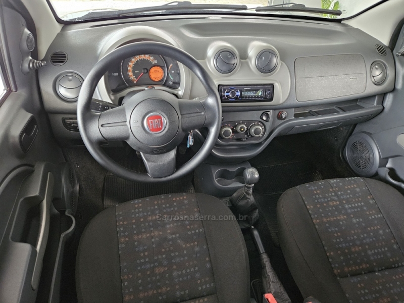 FIAT - UNO - 2013/2014 - Cinza - R$ 36.000,00