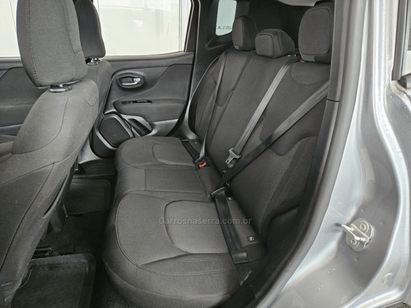 JEEP - RENEGADE - 2021/2021 - Prata - R$ 82.900,00