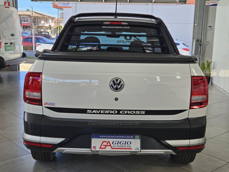 VOLKSWAGEN - SAVEIRO - 2019/2020 - Branca - R$ 87.000,00