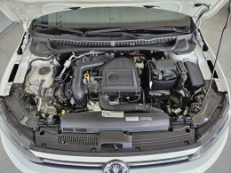 VOLKSWAGEN - POLO - 2019/2019 - Branca - R$ 74.900,00