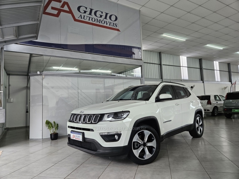 JEEP - COMPASS - 2017/2017 - Bege - R$ 91.500,00