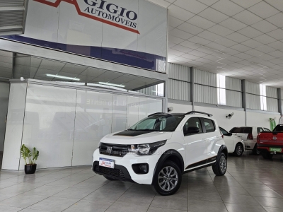 FIAT - MOBI - 2022/2023 - Branca - R$ 61.000,00