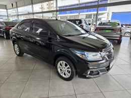 CHEVROLET - PRISMA - 2013/2014 - Preta - R$ 51.000,00