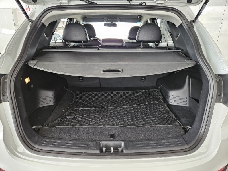 HYUNDAI - IX35 - 2018/2019 - Branca - R$ 92.000,00