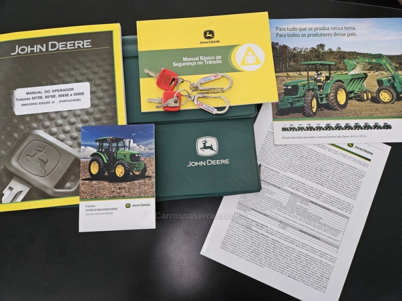 JOHN DEERE - TRATOR 5078 - 2015/2015 - Verde - R$ 180.000,00