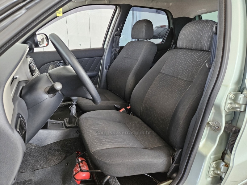 FIAT - PALIO - 2011/2011 - Verde - R$ 30.000,00