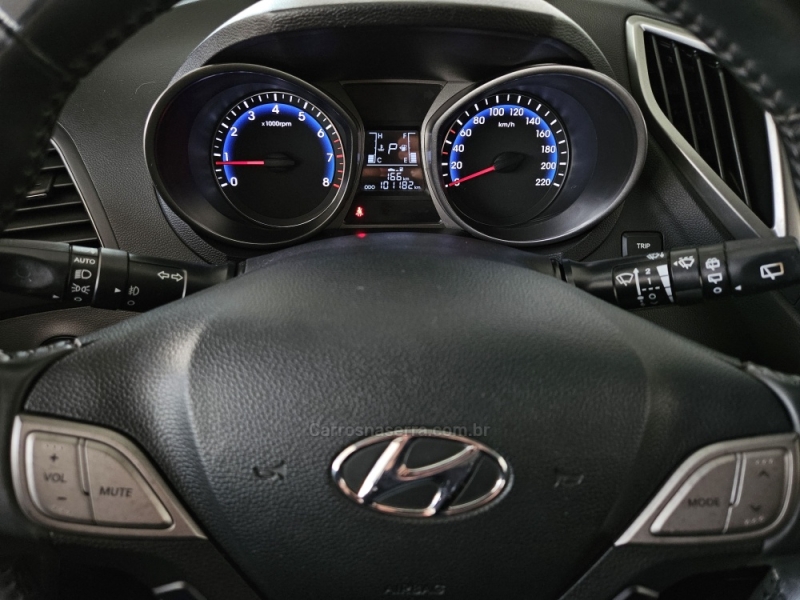 HYUNDAI - HB20 - 2013/2014 - Branca - R$ 57.000,00