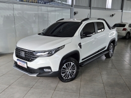 FIAT - STRADA - 2022/2023 - Branca - R$ 119.000,00