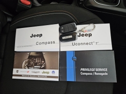 JEEP - COMPASS - 2020/2021 - Branca - R$ 100.000,00