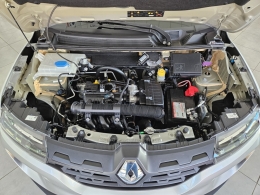 RENAULT - KWID - 2022/2023 - Prata - R$ 52.800,00