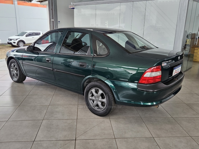 CHEVROLET - VECTRA - 1999/1999 - Verde - R$ 26.000,00