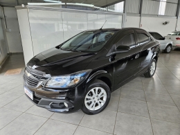 CHEVROLET - PRISMA - 2013/2014 - Preta - R$ 51.000,00