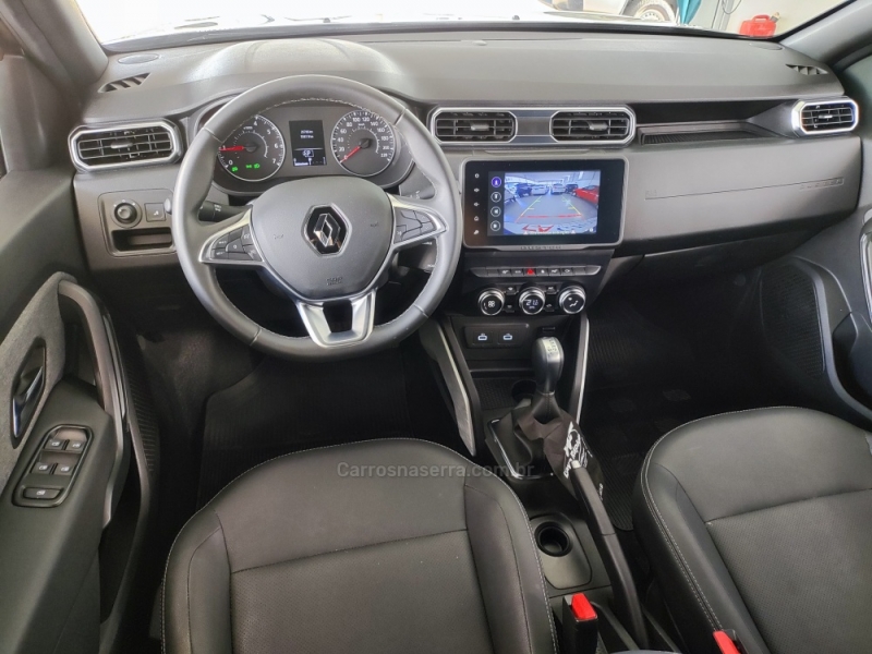 RENAULT - DUSTER - 2022/2023 - Bege - R$ 110.900,00