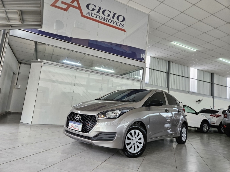HYUNDAI - HB20 - 2019/2019 - Prata - R$ 57.000,00