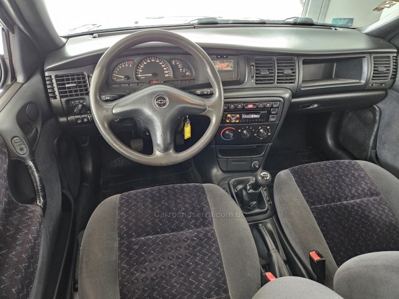 CHEVROLET - VECTRA - 1999/1999 - Verde - R$ 26.000,00