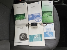 VOLKSWAGEN - SAVEIRO - 2011/2012 - Cinza - R$ 44.900,00