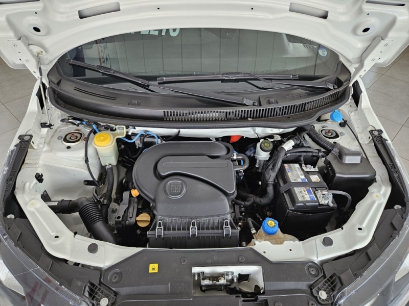 FIAT - STRADA - 2022/2022 - Branca - R$ 74.000,00