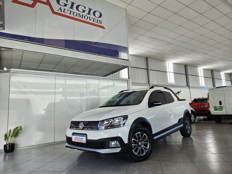 VOLKSWAGEN - SAVEIRO - 2019/2020 - Branca - R$ 87.000,00