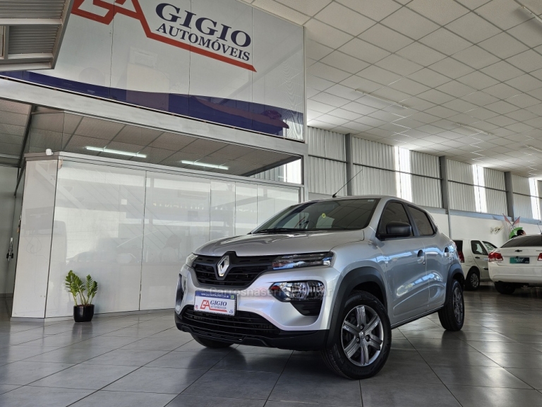 RENAULT - KWID - 2022/2023 - Prata - R$ 52.800,00