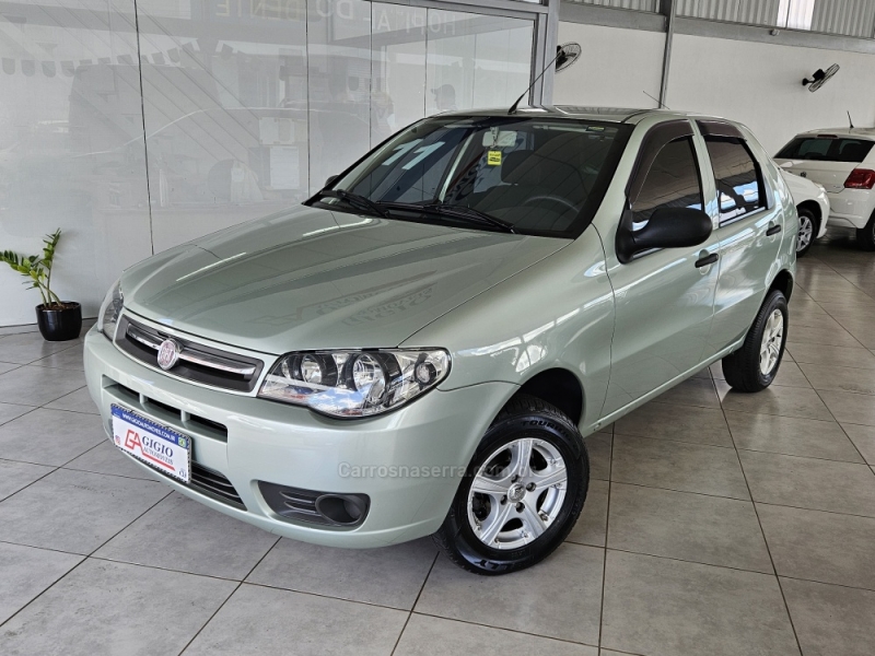 FIAT - PALIO - 2011/2011 - Verde - R$ 30.000,00