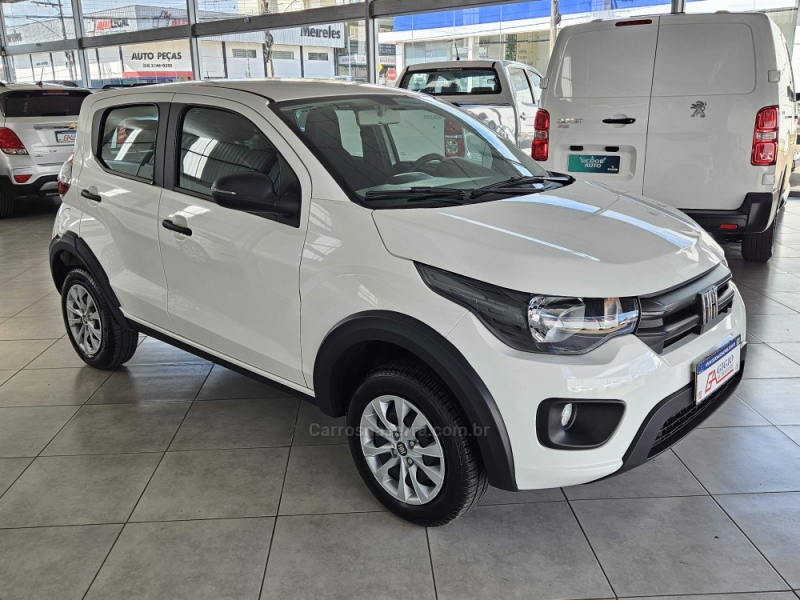 FIAT - MOBI - 2025/2025 - Branca - R$ 63.500,00