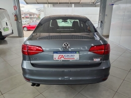 VOLKSWAGEN - JETTA - 2016/2017 - Cinza - R$ 89.900,00