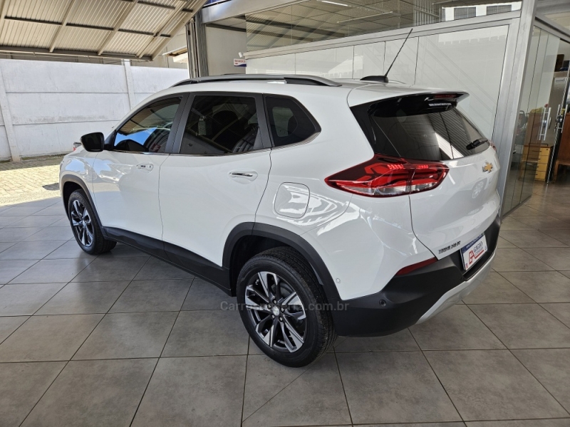 CHEVROLET - TRACKER - 2020/2021 - Branca - R$ 115.900,00